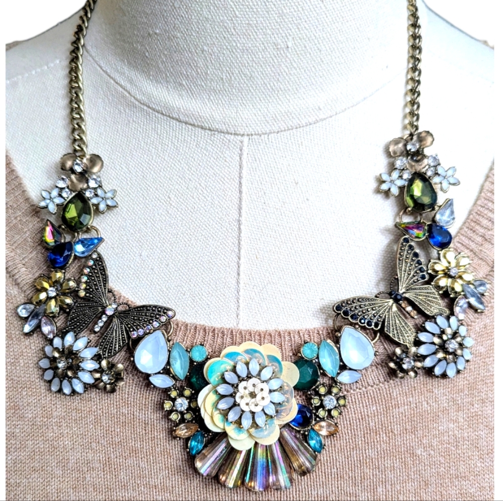 Statement Necklace 18"